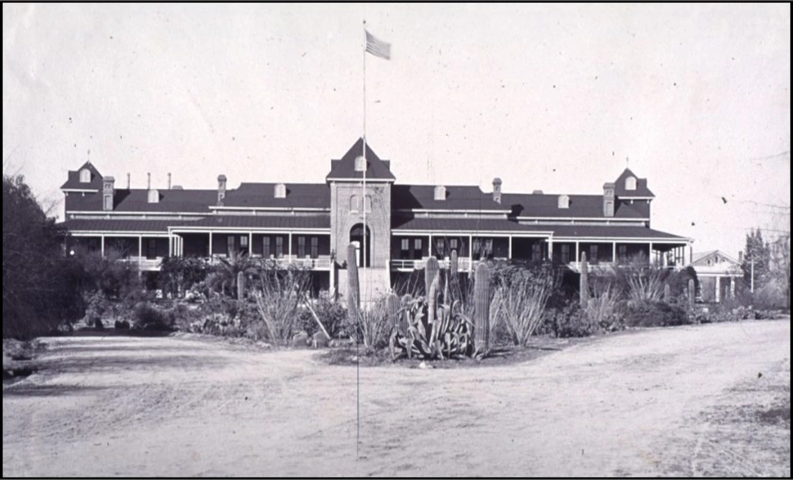 Old Main 1900